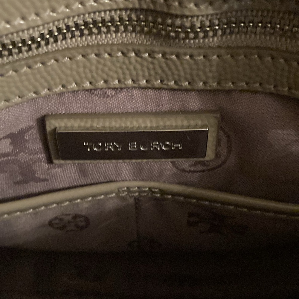 Tory Burch Beige Patent Leather Crossbody Satchel - Picture 4 of 6